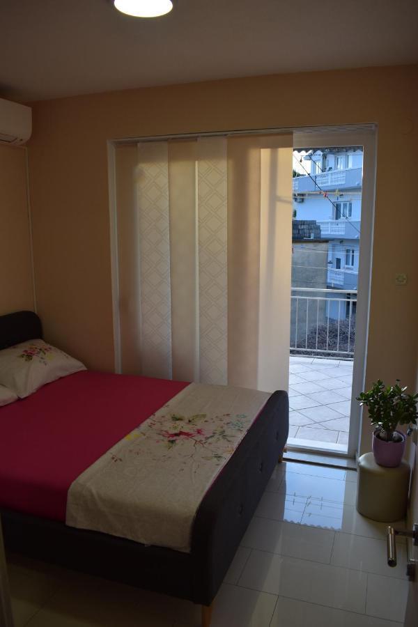 Apartman Gabriel Podgora Exteriér fotografie