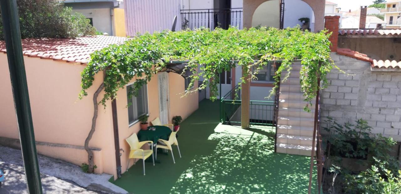 Apartman Gabriel Podgora Exteriér fotografie