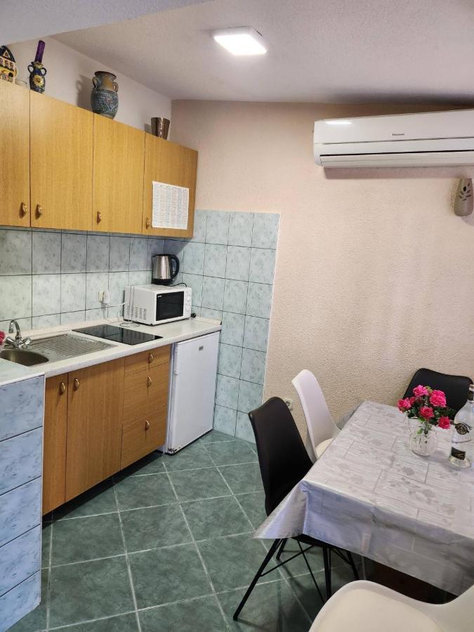 Apartman Gabriel Podgora Exteriér fotografie