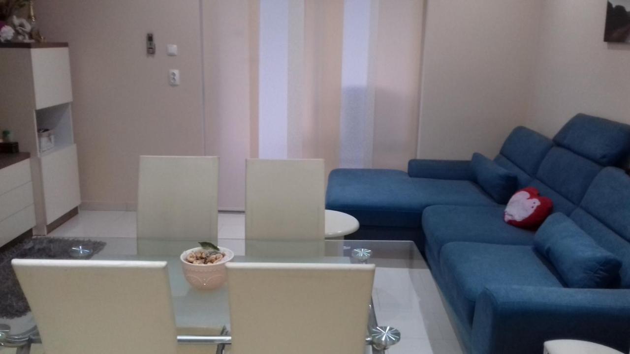 Apartman Gabriel Podgora Exteriér fotografie